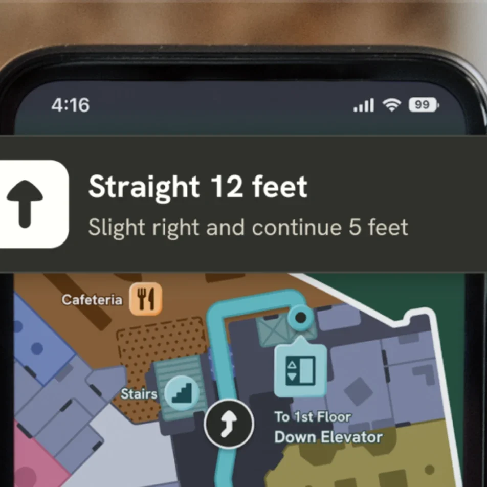 The GoodMaps app with a navigation prompts displayed